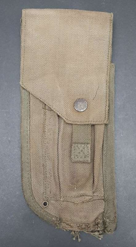 **Border War : 1980s SADF Patt.73 Webbing 9mm Pistol Holster .**
