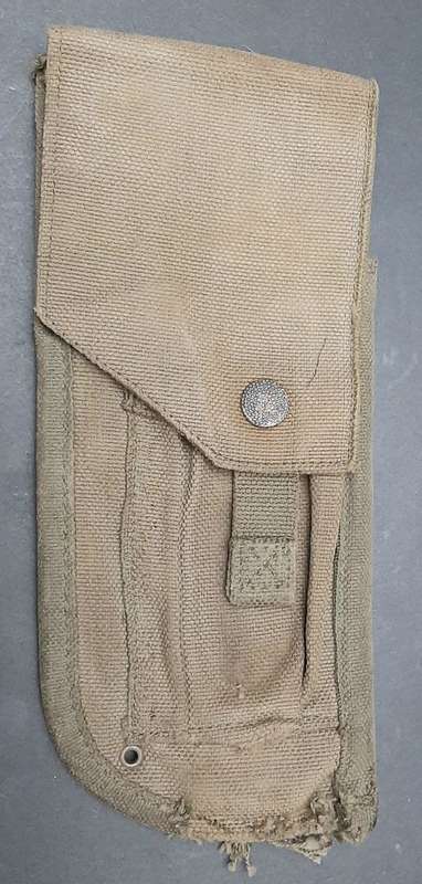 **Border War : 1980s SADF Patt.73 Webbing 9mm Pistol Holster .**