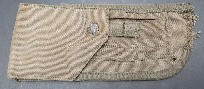 **Border War : 1980s SADF Patt.73 Webbing 9mm Pistol Holster .**