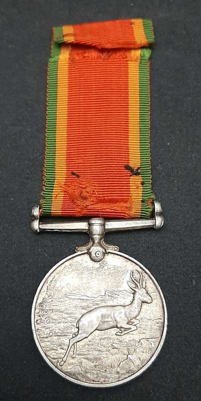 **WW2 SA: .925 Silver Africa Service Medal w/ Ribbon (34.11 gram).**
