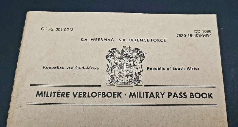 **Border War : 1980s SADF Military Pass Book (USED).**