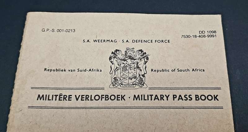 **Border War : 1980s SADF Military Pass Book (USED).**