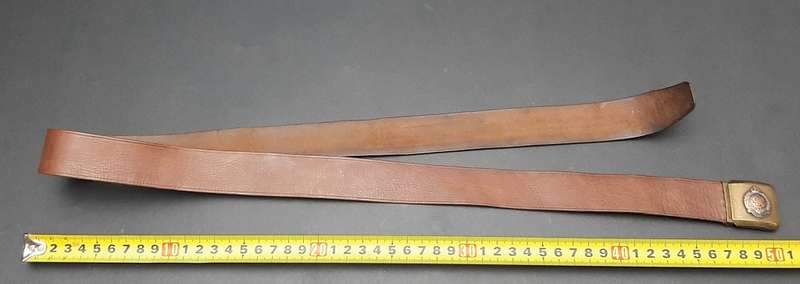 **WW1 / WW2 : British Army Royal Engineers Leather Belt w/ Enamel Brass Buckle **