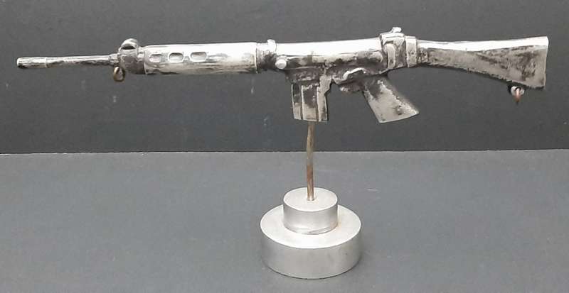 **Rhodesian Bush War: FN FAL Rifle Cast Desk  Model on Plinth (29cm x 12cm).**