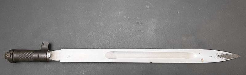 **Border War : 1980s East Bloc SKS Blade Socket Bayonet w/ Screw ( 36cm).**