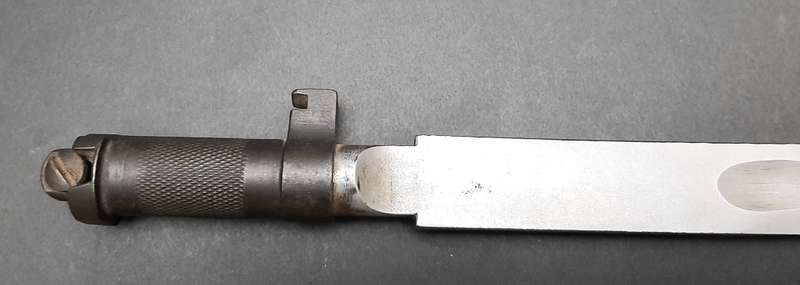 **Border War : 1980s East Bloc SKS Blade Socket Bayonet w/ Screw ( 36cm).**