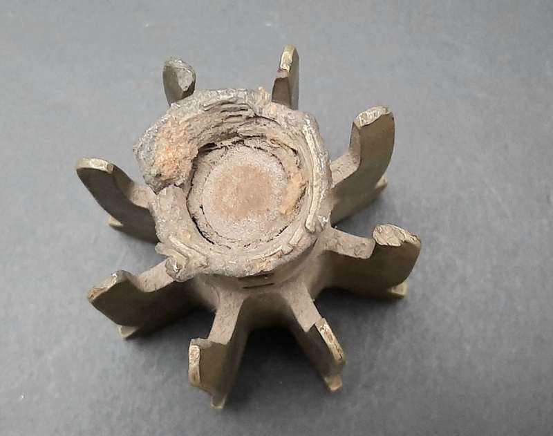 **Border War : 1980s SADF 60mm Illumination Mortar Tail-Fin (INERT).**