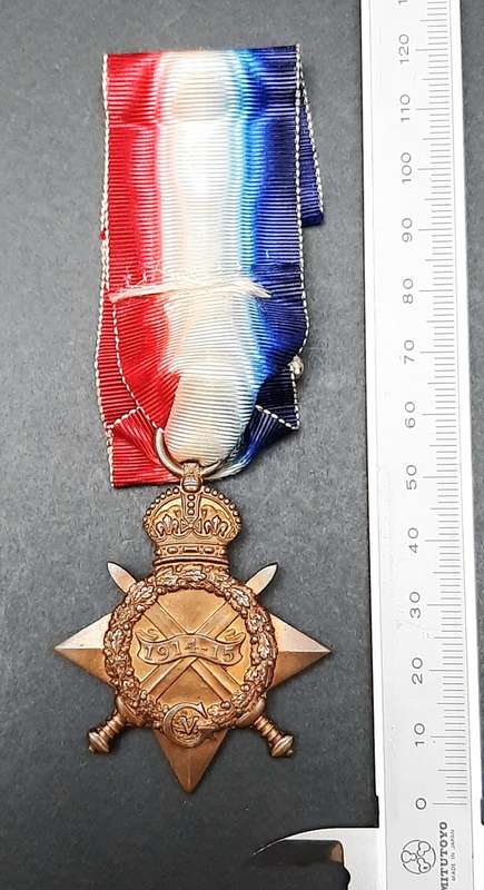 **WW1 UDF: 1914-15 Star Medal w/ Silk Ribbon (4th Dist. Mntd. Rifles).*(