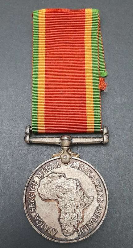 **WW2 UDF: .925 Silver Africa Service Medal w/ Ribbon (33.86g).**