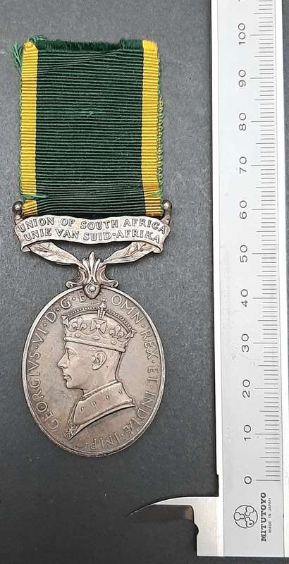 **WW2 : UDF .925 Silver Efficiency Medal w/ Ribbon Type II (G.S.C).**