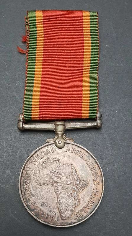 **WW2 UDF: .925 Silver Africa Service Medal w/ Ribbon(33.51 g).**