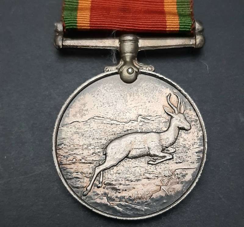 **WW2 UDF: .925 Silver Africa Service Medal w/ Ribbon(33.51 g).**