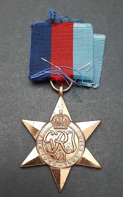 **WW2 UDF: 1939-45 Star Medal w/ Part Ribbon.**