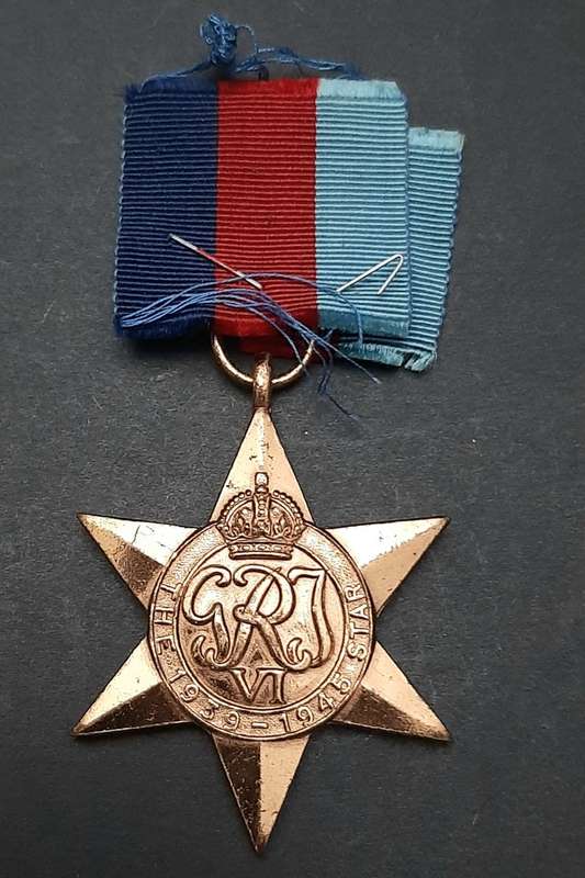 **WW2 UDF: 1939-45 Star Medal w/ Part Ribbon.**