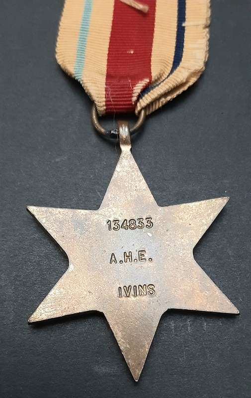 **WW2 : Africa Star Medal w/ Ribbon & 8th Army Bar .**