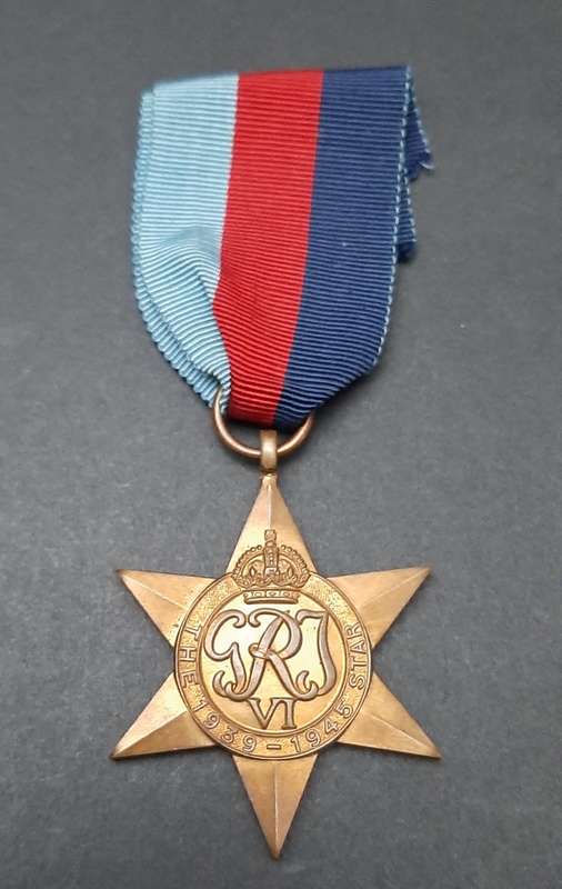 **WW2 : 1939-45 Star Medal w/ Ribbon (British Issue).**