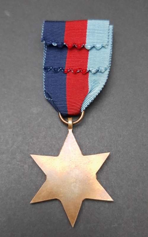 **WW2 : 1939-45 Star Medal w/ Ribbon (British Issue).**