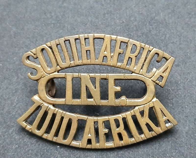 **RARE: WW1 South African Infantry Shoulder Title w/ Lugs (S.A.E.F)