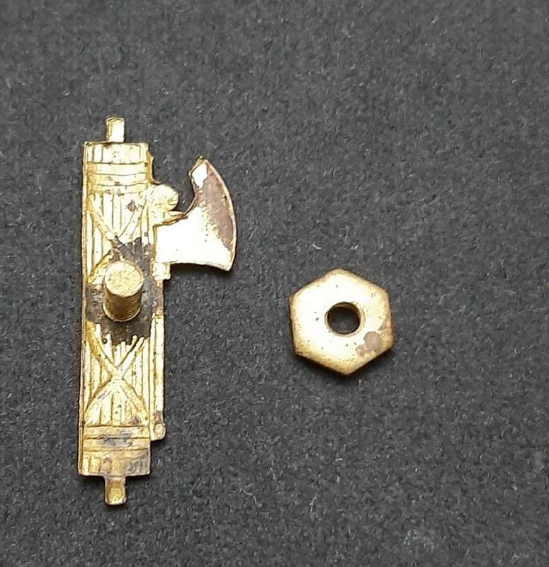 **RARE: 1930s Italian `Blackshirt` Fascist Party Badge w/ Pin. **