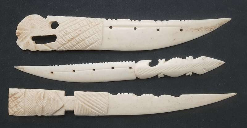 **Lot Mid-20th Century: South African Tribal Carved Bone Letter Openers x3 (16cm).**