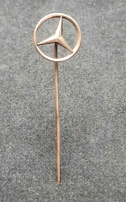 **RARE: 1980s Mercedes-Benz .800 Silver Tie Pin (6.5 cm).**