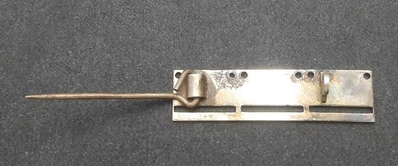 ** 20th Century: Miniature Medal Mounting Bar w/ Pin.**