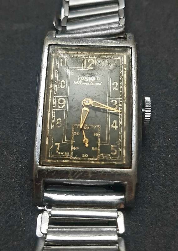 **WW2 : 1940s Roamer 'Standard ' Swiss 15 Jewel Tank Watch w/ Bonklip Bracelet ( TESTED).**
