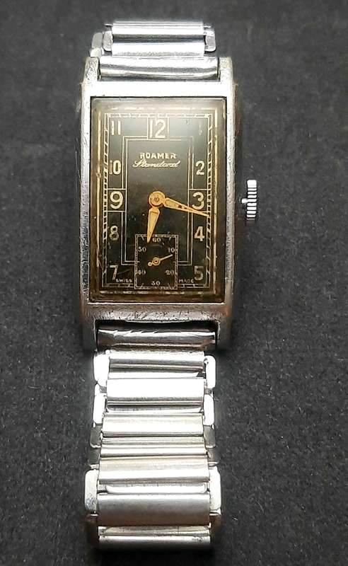 **WW2 : 1940s Roamer 'Standard ' Swiss 15 Jewel Tank Watch w/ Bonklip Bracelet ( TESTED).**