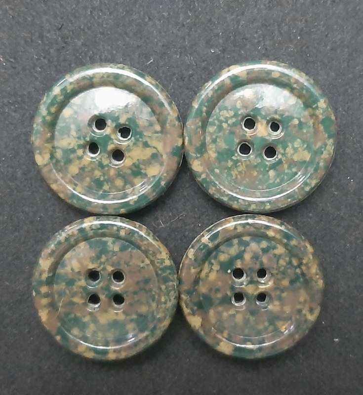 **BID PER BUTTON- 1980s SAP Camouflage Bush Jacket Large Buttons (x 100)**