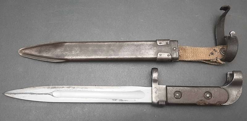 **RARE: 1960s Russian Type I AK47 Bayonet w/ Scabbard & Frog Assemblage .**
