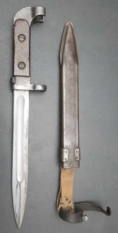 **RARE: 1960s Russian Type I AK47 Bayonet w/ Scabbard & Frog Assemblage .**