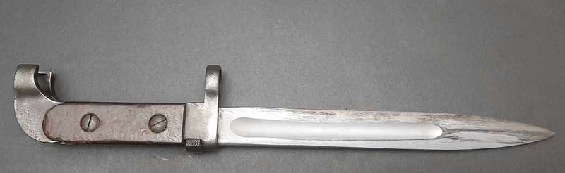 **RARE: 1960s Russian Type I AK47 Bayonet w/ Scabbard & Frog Assemblage .**