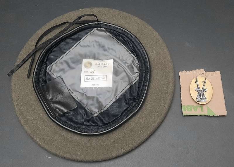 **Border War : 1980s SWATF Unissued HQ Beret w/ Badge & Stabilizer (Medium).**