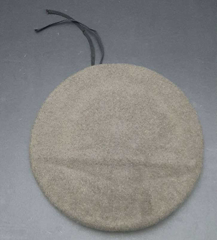 **Border War : 1980s SWATF Unissued Area Force Beret w/ Badge #2 (Medium).**