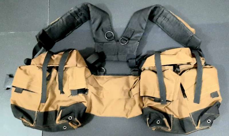 **Border War : 1980s SADF Parachute Nutria Bataleur 90 Webbing Assembly**