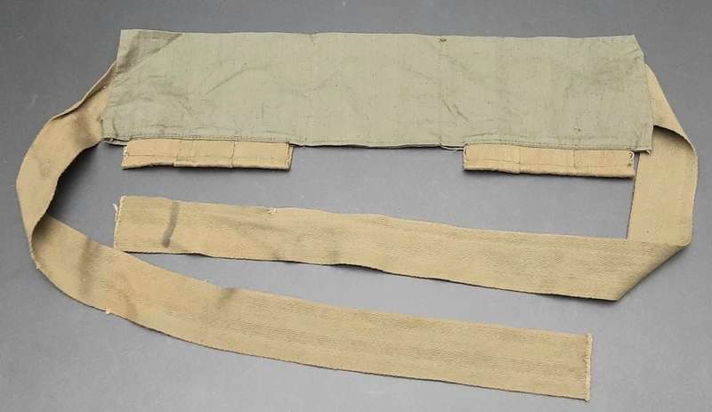 **Border War : 1980s SADF 40mm Grenade Launcher 'Snotneus' Bandolier **