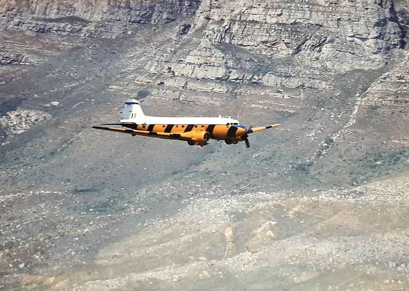 **RARE: SAAF 25 Squadron - C-47 Dakota Aircraft Photograph Mounted on Board (25cm x 20cm)**