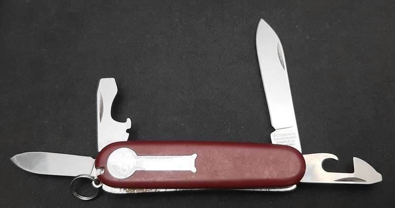 ** 1990s Victorinox Officer Suisse: Swiss Army Knife 4- Function. **