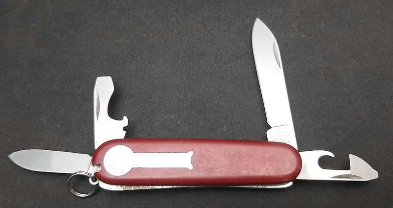 ** 1990s Victorinox Officer Suisse: Swiss Army Knife 4- Function. **