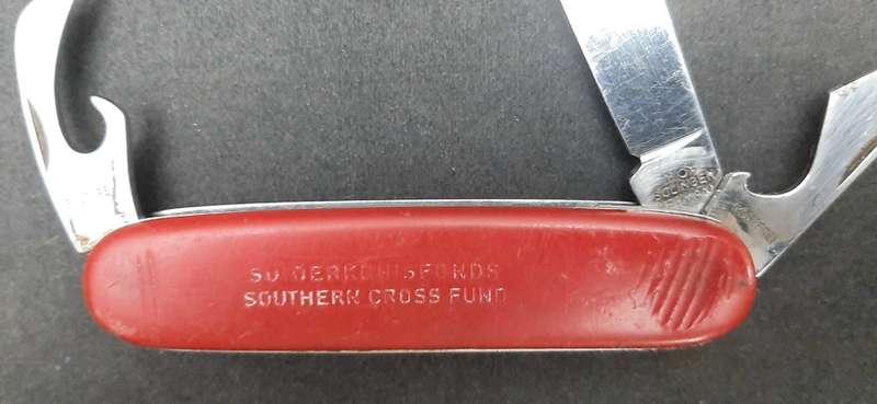**Border War : 1980s SADF Southern Cross Fund Pocket Knife ( Solingen).**.**