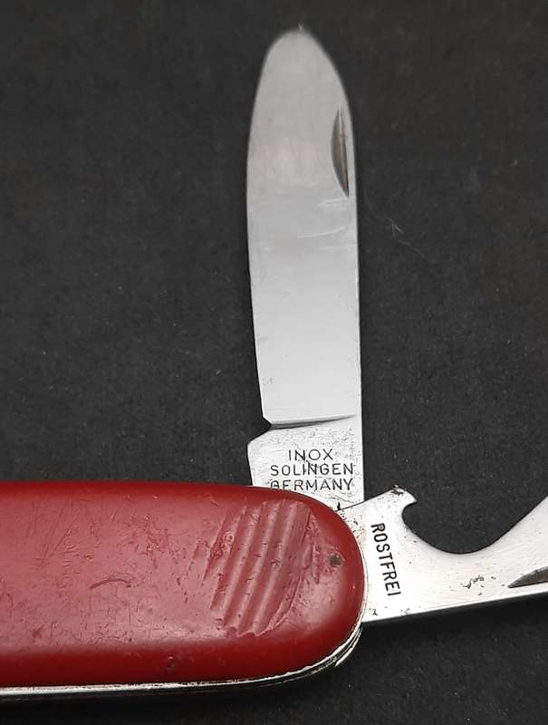 **Border War : 1980s SADF Southern Cross Fund Pocket Knife ( Solingen).**.**