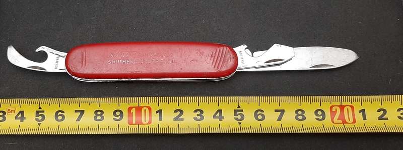 **Border War : 1980s SADF Southern Cross Fund Pocket Knife ( Solingen).**.**