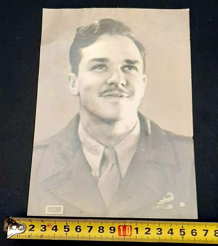 **WW2: U.S. Army Military Policeman B/W Photographic Portrait (21cm x 17cm)**