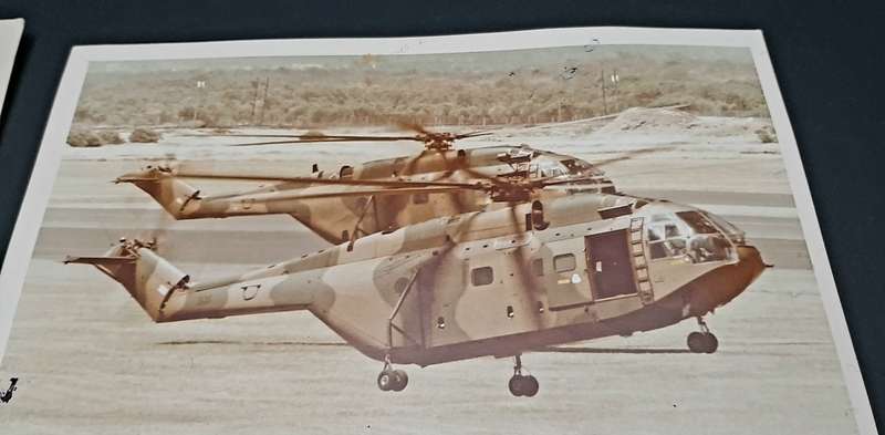**Border War : 1980s SAAF Super Frelon & Puma Helicopter Colour Photograps x2 **