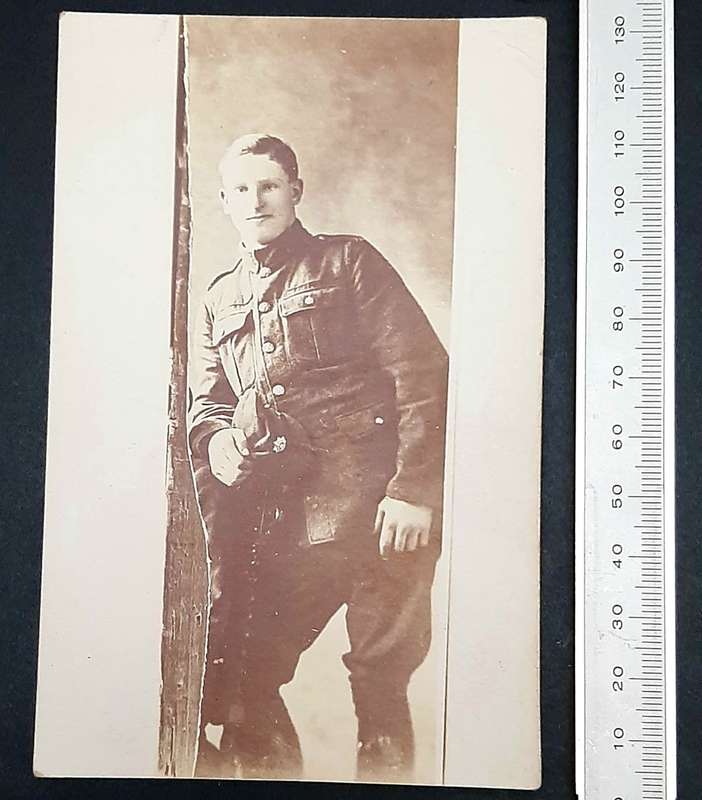 **WW1 : British Army 'Infantryman' Photographic Postcard (13cm x9cm).**
