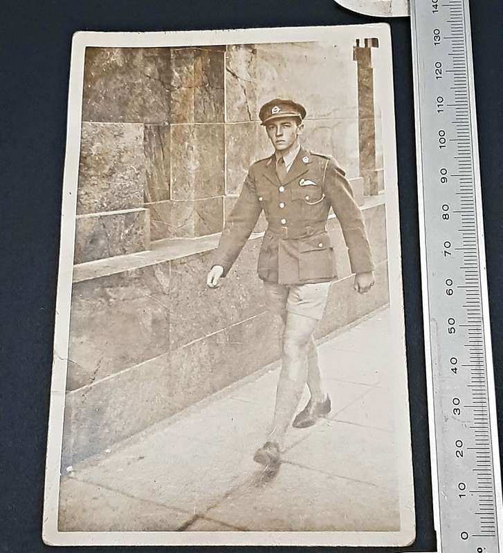 **WW2: SAAF Air Observer Serviceman in Egypt Photograph (Alexandria).**