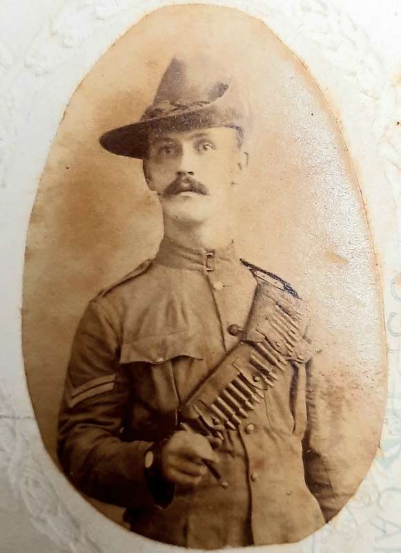 **WW1 / Boer War : Colonial Trooper Photograph & Postcard (Field-Marshall Kitchener).**