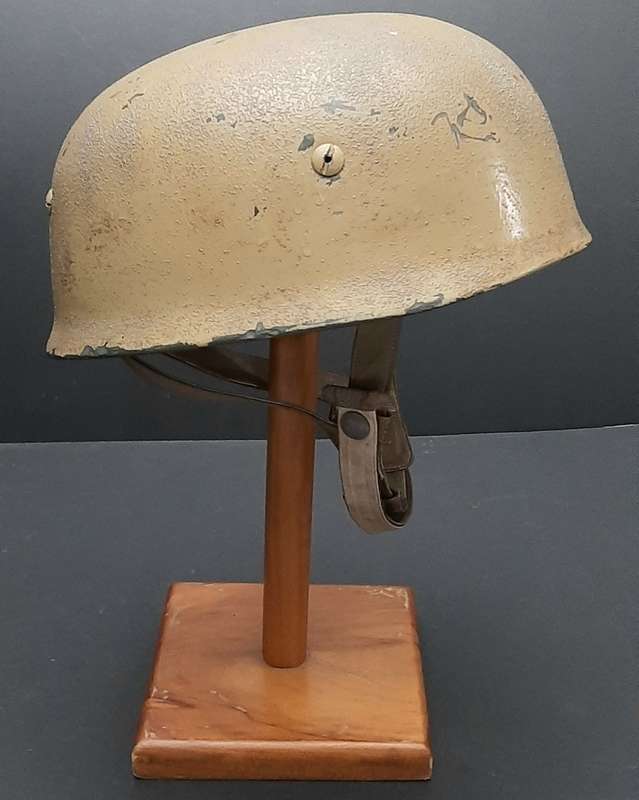 Rare German GSG-9 Police 1970s Ballistic Fibre Helmet w/ Strap (59/60)