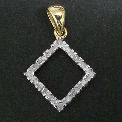 100% REAL, SOLID 10KT YELLOW GOLD NATURAL DIAMONDS PENDANT
