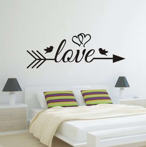 WALL DECAL - LOVE ARROW